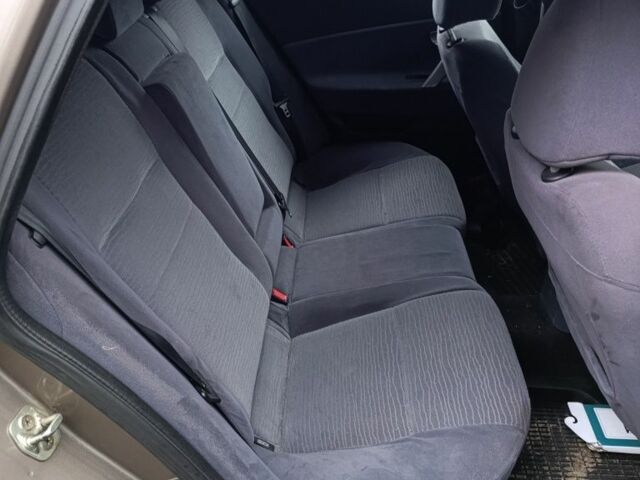 Бежевый Ниссан Примера, объемом двигателя 2 л и пробегом 300 тыс. км за 1500 $, фото 3 на Automoto.ua