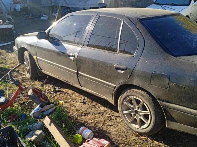 Чорний Ніссан Прімера, об'ємом двигуна 2 л та пробігом 1 тис. км за 1313 $, фото 1 на Automoto.ua