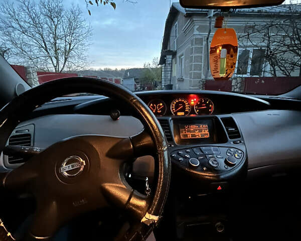 Черный Ниссан Примера, объемом двигателя 2.2 л и пробегом 316 тыс. км за 2350 $, фото 13 на Automoto.ua