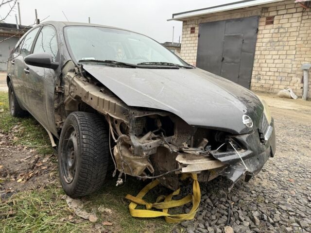 Черный Ниссан Примера, объемом двигателя 1.9 л и пробегом 250 тыс. км за 1450 $, фото 3 на Automoto.ua