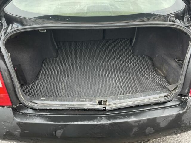 Черный Ниссан Примера, объемом двигателя 2 л и пробегом 297 тыс. км за 3150 $, фото 4 на Automoto.ua