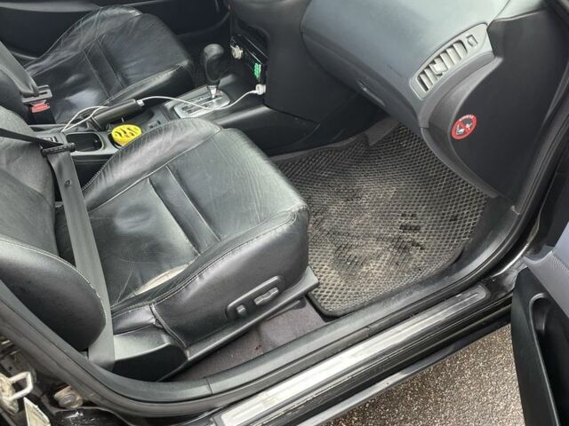 Черный Ниссан Примера, объемом двигателя 2 л и пробегом 297 тыс. км за 3150 $, фото 14 на Automoto.ua