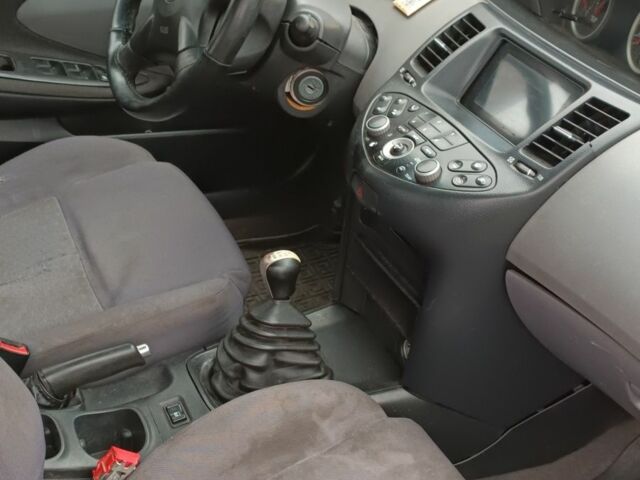 Чорний Ніссан Прімера, об'ємом двигуна 1.8 л та пробігом 509 тис. км за 1500 $, фото 2 на Automoto.ua