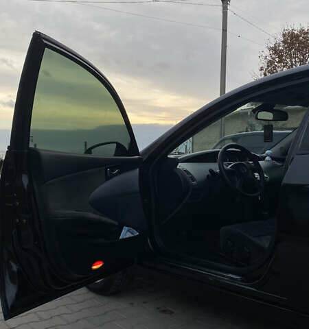 Черный Ниссан Примера, объемом двигателя 1.8 л и пробегом 240 тыс. км за 3100 $, фото 9 на Automoto.ua