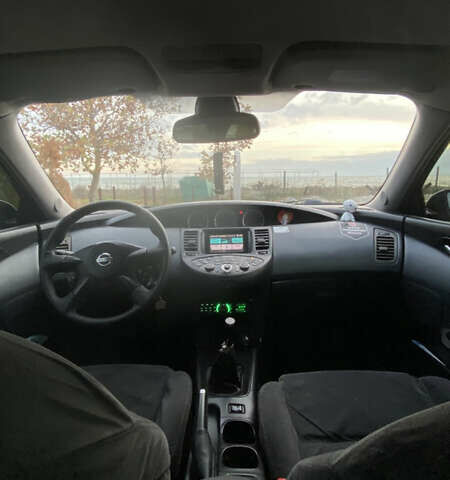 Черный Ниссан Примера, объемом двигателя 1.8 л и пробегом 240 тыс. км за 3100 $, фото 24 на Automoto.ua