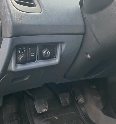 Черный Ниссан Примера, объемом двигателя 1.8 л и пробегом 240 тыс. км за 3100 $, фото 12 на Automoto.ua