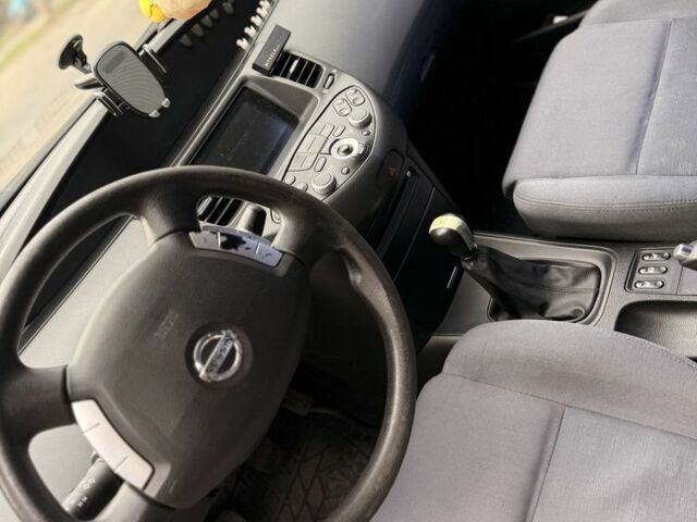 Черный Ниссан Примера, объемом двигателя 1.6 л и пробегом 211 тыс. км за 4700 $, фото 5 на Automoto.ua