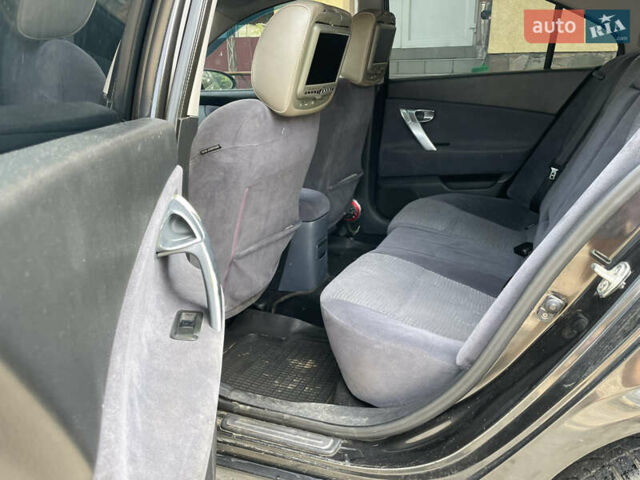 Черный Ниссан Примера, объемом двигателя 2 л и пробегом 187 тыс. км за 3600 $, фото 9 на Automoto.ua