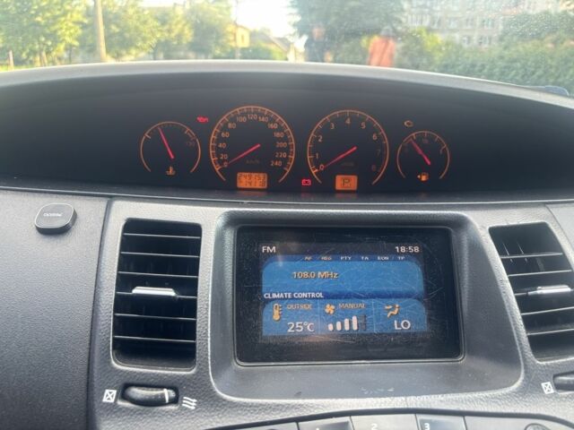 Черный Ниссан Примера, объемом двигателя 1.8 л и пробегом 400 тыс. км за 3200 $, фото 12 на Automoto.ua