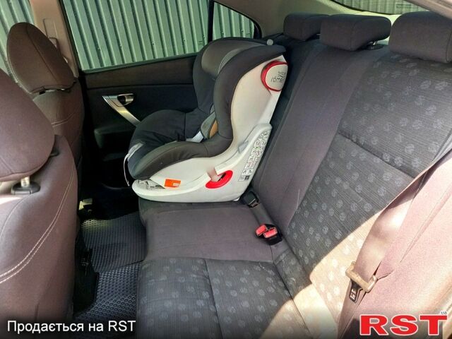 Черный Ниссан Примера, объемом двигателя 1.8 л и пробегом 232 тыс. км за 5300 $, фото 12 на Automoto.ua