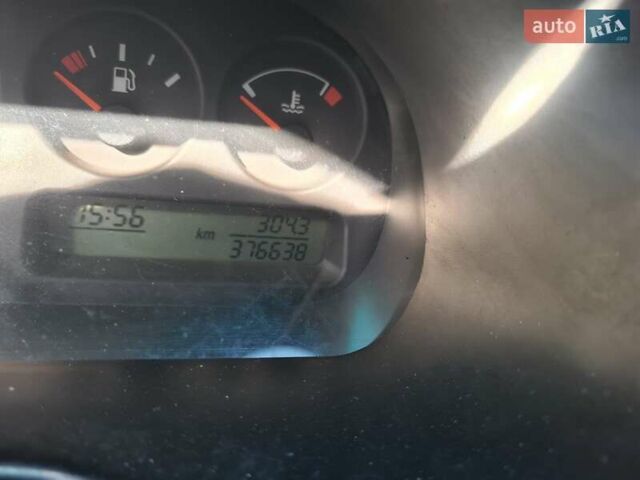 Черный Ниссан Примера, объемом двигателя 1.6 л и пробегом 377 тыс. км за 3200 $, фото 8 на Automoto.ua