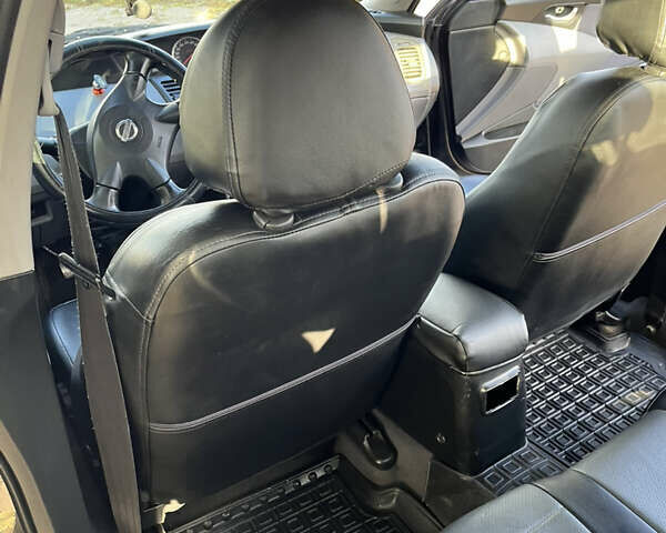 Черный Ниссан Примера, объемом двигателя 2.2 л и пробегом 316 тыс. км за 2350 $, фото 12 на Automoto.ua