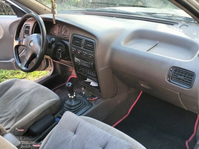 Коричневий Ніссан Прімера, об'ємом двигуна 2 л та пробігом 200 тис. км за 1600 $, фото 1 на Automoto.ua