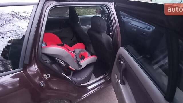 Коричневый Ниссан Примера, объемом двигателя 1.8 л и пробегом 190 тыс. км за 3800 $, фото 9 на Automoto.ua