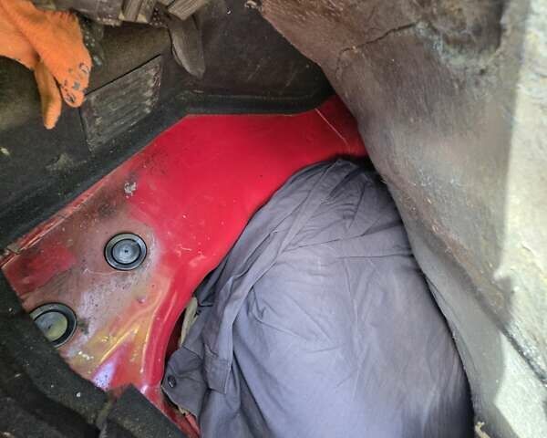 Красный Ниссан Примера, объемом двигателя 2 л и пробегом 403 тыс. км за 2900 $, фото 20 на Automoto.ua