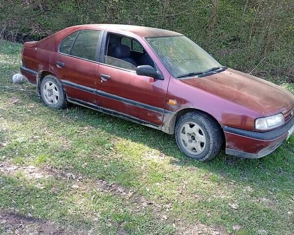 Красный Ниссан Примера, объемом двигателя 1.6 л и пробегом 300 тыс. км за 1500 $, фото 1 на Automoto.ua