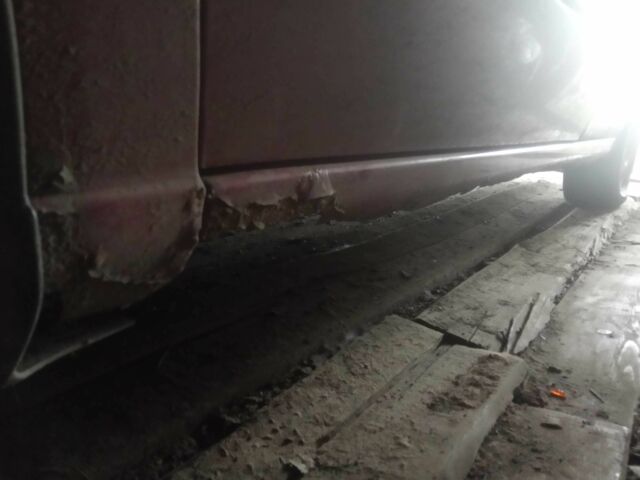 Червоний Ніссан Прімера, об'ємом двигуна 1.6 л та пробігом 300 тис. км за 1000 $, фото 15 на Automoto.ua