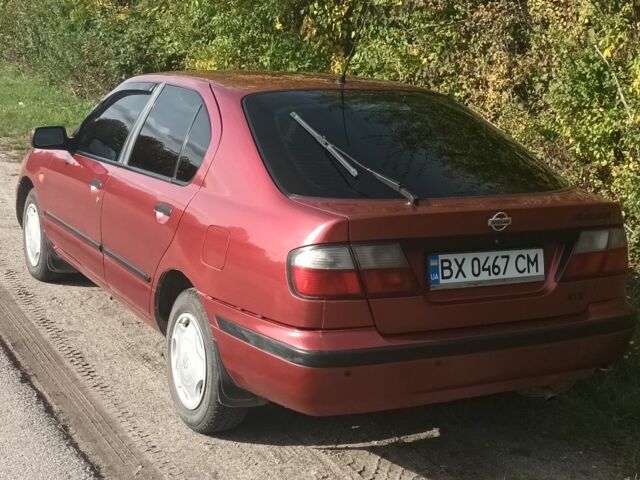 Красный Ниссан Примера, объемом двигателя 1.6 л и пробегом 332 тыс. км за 2600 $, фото 2 на Automoto.ua