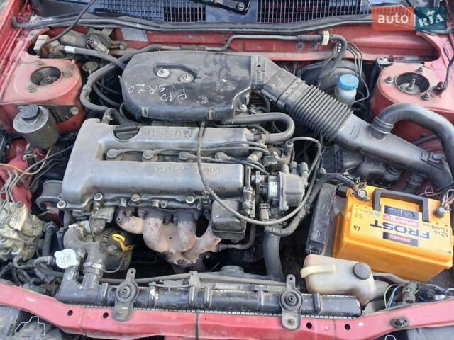 Червоний Ніссан Прімера, об'ємом двигуна 2 л та пробігом 330 тис. км за 2000 $, фото 4 на Automoto.ua