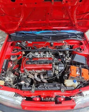 Красный Ниссан Примера, объемом двигателя 2 л и пробегом 250 тыс. км за 3000 $, фото 8 на Automoto.ua
