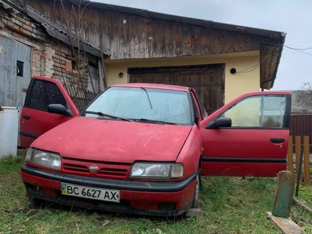 Красный Ниссан Примера, объемом двигателя 1.6 л и пробегом 3 тыс. км за 1200 $, фото 6 на Automoto.ua