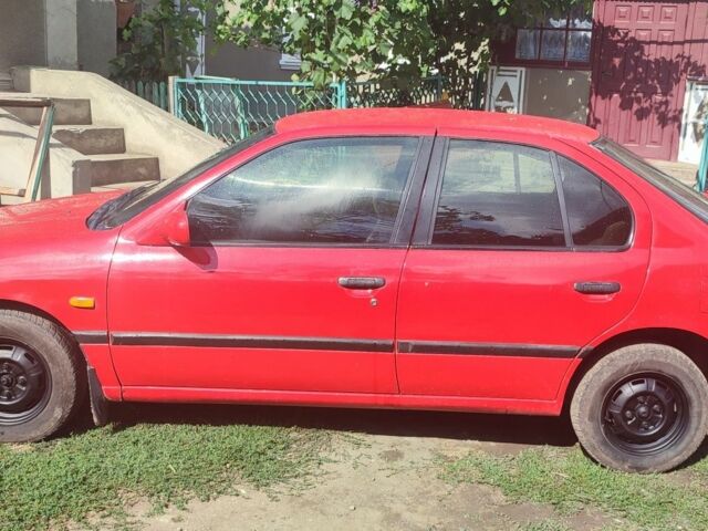 Красный Ниссан Примера, объемом двигателя 1.6 л и пробегом 170 тыс. км за 1677 $, фото 2 на Automoto.ua