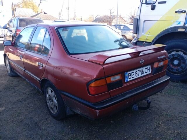 Красный Ниссан Примера, объемом двигателя 2 л и пробегом 273 тыс. км за 1300 $, фото 3 на Automoto.ua