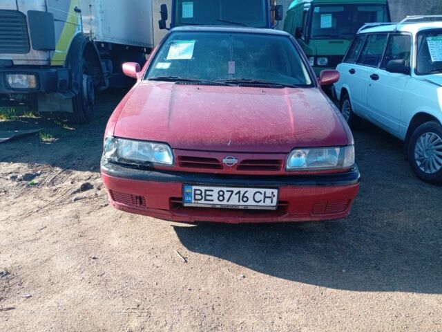 Красный Ниссан Примера, объемом двигателя 2 л и пробегом 273 тыс. км за 1300 $, фото 1 на Automoto.ua