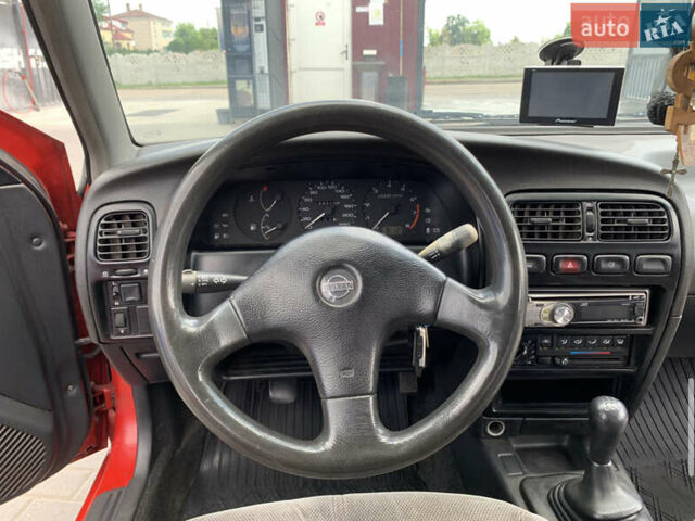 Червоний Ніссан Прімера, об'ємом двигуна 2 л та пробігом 400 тис. км за 1200 $, фото 13 на Automoto.ua