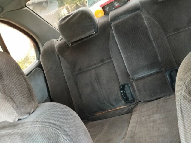 Красный Ниссан Примера, объемом двигателя 1.6 л и пробегом 362 тыс. км за 1061 $, фото 7 на Automoto.ua