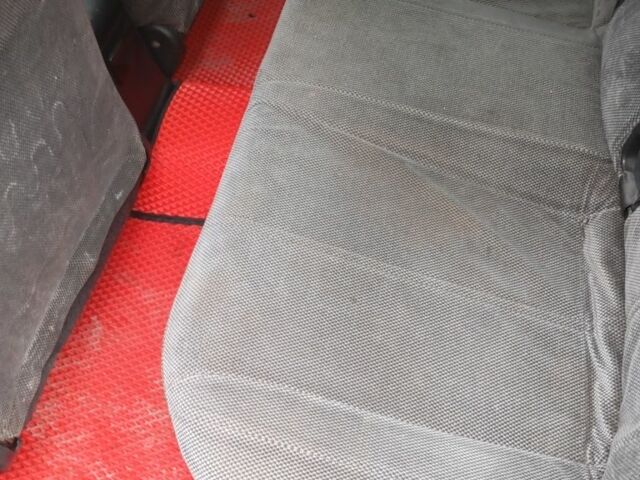 Красный Ниссан Примера, объемом двигателя 1.6 л и пробегом 250 тыс. км за 1200 $, фото 12 на Automoto.ua