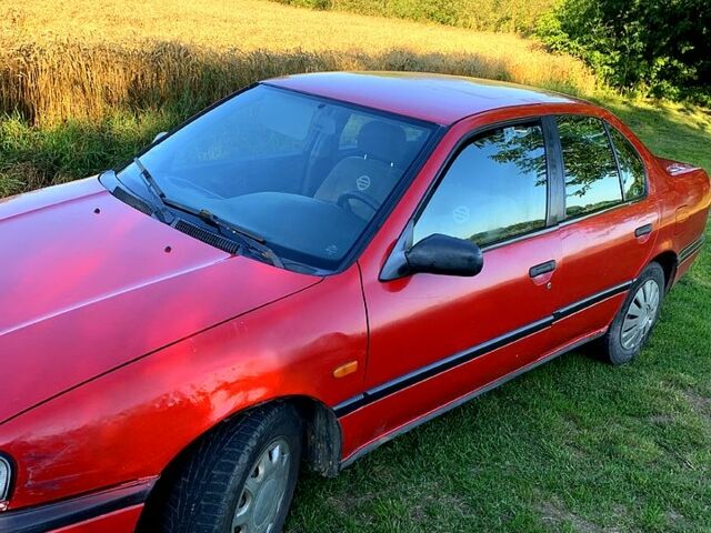 Ниссан Примера, объемом двигателя 1.6 л и пробегом 300 тыс. км за 1300 $, фото 1 на Automoto.ua