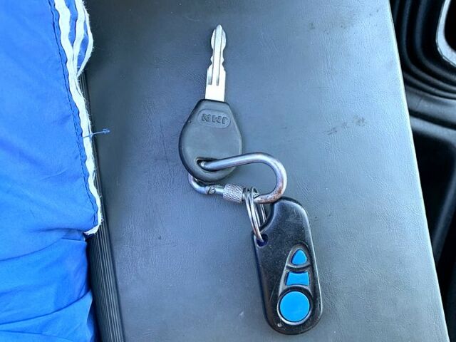 Ниссан Примера, объемом двигателя 1.6 л и пробегом 300 тыс. км за 1300 $, фото 11 на Automoto.ua