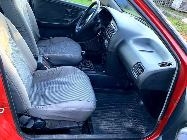 Ниссан Примера, объемом двигателя 1.6 л и пробегом 300 тыс. км за 1300 $, фото 7 на Automoto.ua