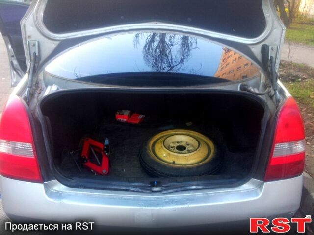 Ниссан Примера, объемом двигателя 1.6 л и пробегом 200 тыс. км за 3050 $, фото 2 на Automoto.ua