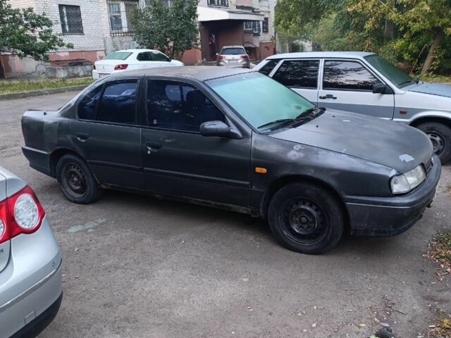 Сірий Ніссан Прімера, об'ємом двигуна 2 л та пробігом 658 тис. км за 800 $, фото 2 на Automoto.ua