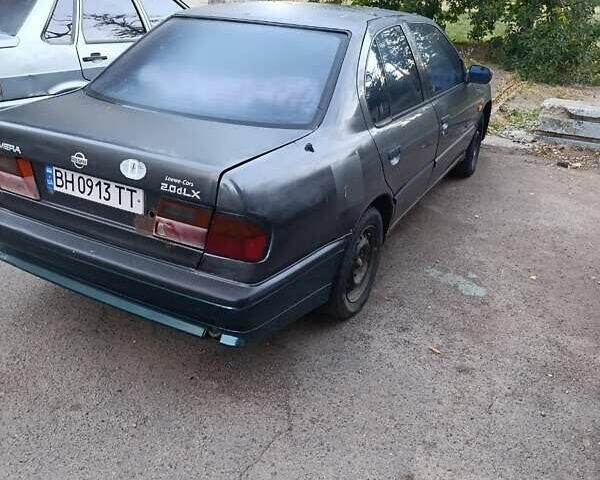 Серый Ниссан Примера, объемом двигателя 2 л и пробегом 658 тыс. км за 800 $, фото 3 на Automoto.ua