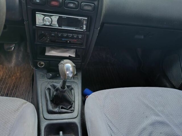 Сірий Ніссан Прімера, об'ємом двигуна 2 л та пробігом 658 тис. км за 800 $, фото 6 на Automoto.ua