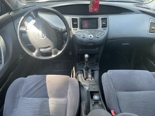 Сірий Ніссан Прімера, об'ємом двигуна 1.9 л та пробігом 300 тис. км за 2100 $, фото 4 на Automoto.ua