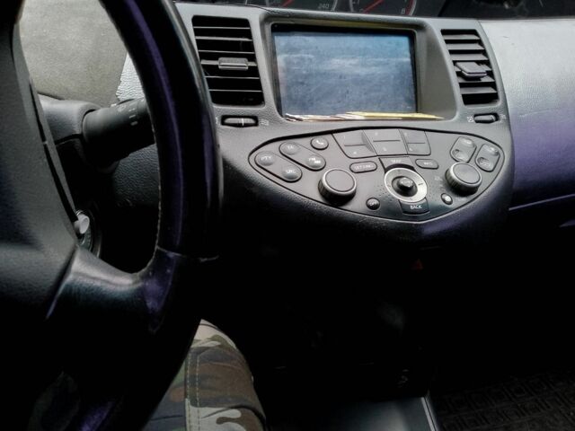 Серый Ниссан Примера, объемом двигателя 1.8 л и пробегом 300 тыс. км за 3200 $, фото 9 на Automoto.ua