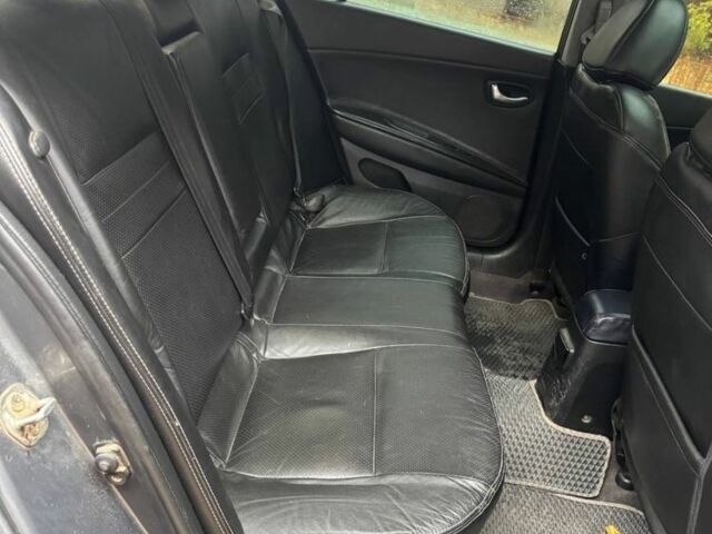 Серый Ниссан Примера, объемом двигателя 2 л и пробегом 352 тыс. км за 2708 $, фото 4 на Automoto.ua