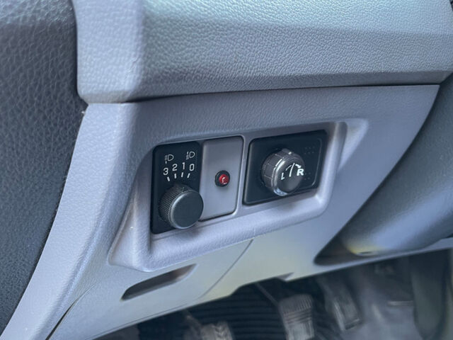 Сірий Ніссан Прімера, об'ємом двигуна 1.8 л та пробігом 255 тис. км за 3850 $, фото 9 на Automoto.ua