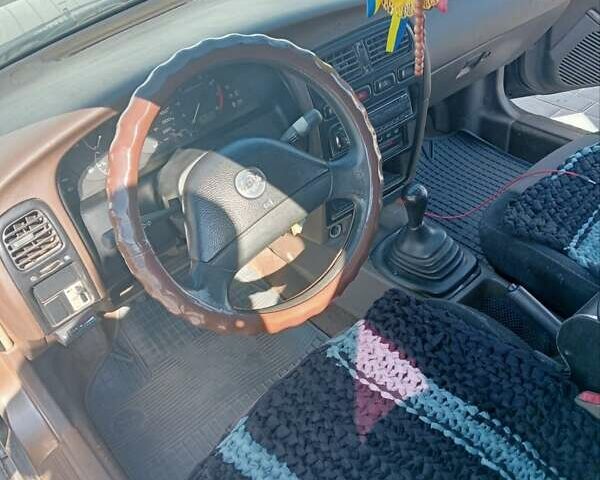 Сірий Ніссан Прімера, об'ємом двигуна 2 л та пробігом 360 тис. км за 1600 $, фото 4 на Automoto.ua