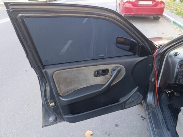 Серый Ниссан Примера, объемом двигателя 2 л и пробегом 1000 тыс. км за 1860 $, фото 13 на Automoto.ua