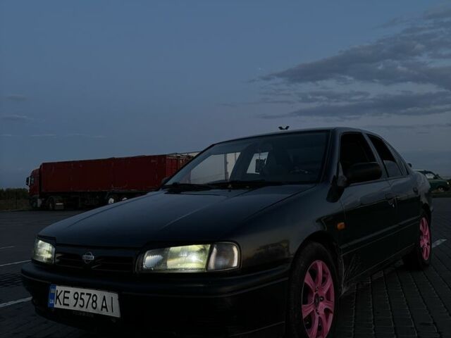 Сірий Ніссан Прімера, об'ємом двигуна 2 л та пробігом 280 тис. км за 1900 $, фото 1 на Automoto.ua