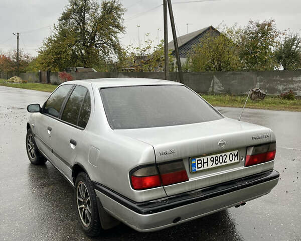 Серый Ниссан Примера, объемом двигателя 1.6 л и пробегом 340 тыс. км за 1800 $, фото 5 на Automoto.ua