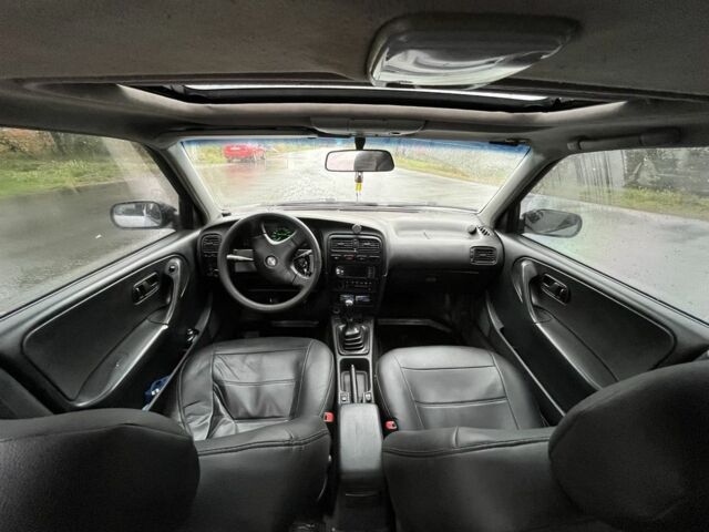 Серый Ниссан Примера, объемом двигателя 1.6 л и пробегом 300 тыс. км за 2150 $, фото 7 на Automoto.ua