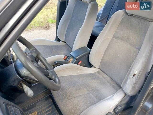 Серый Ниссан Примера, объемом двигателя 2 л и пробегом 400 тыс. км за 1750 $, фото 13 на Automoto.ua