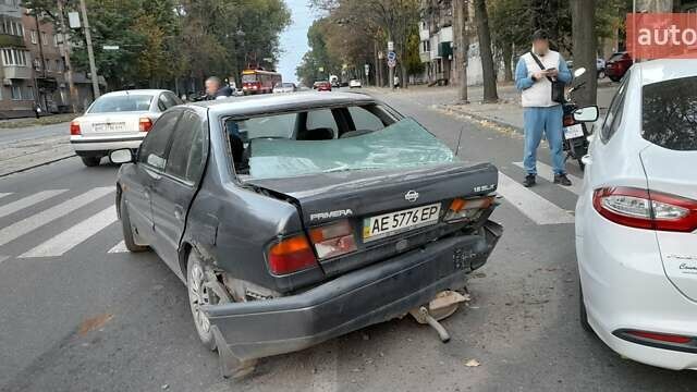 Серый Ниссан Примера, объемом двигателя 1.6 л и пробегом 13 тыс. км за 1000 $, фото 1 на Automoto.ua