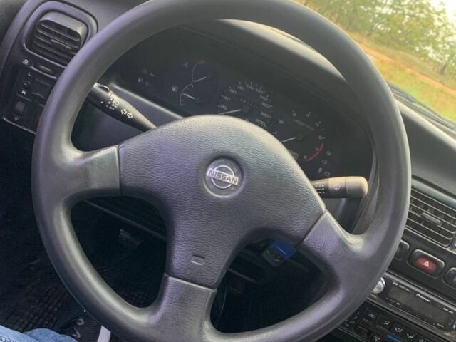 Серый Ниссан Примера, объемом двигателя 0 л и пробегом 400 тыс. км за 2000 $, фото 5 на Automoto.ua